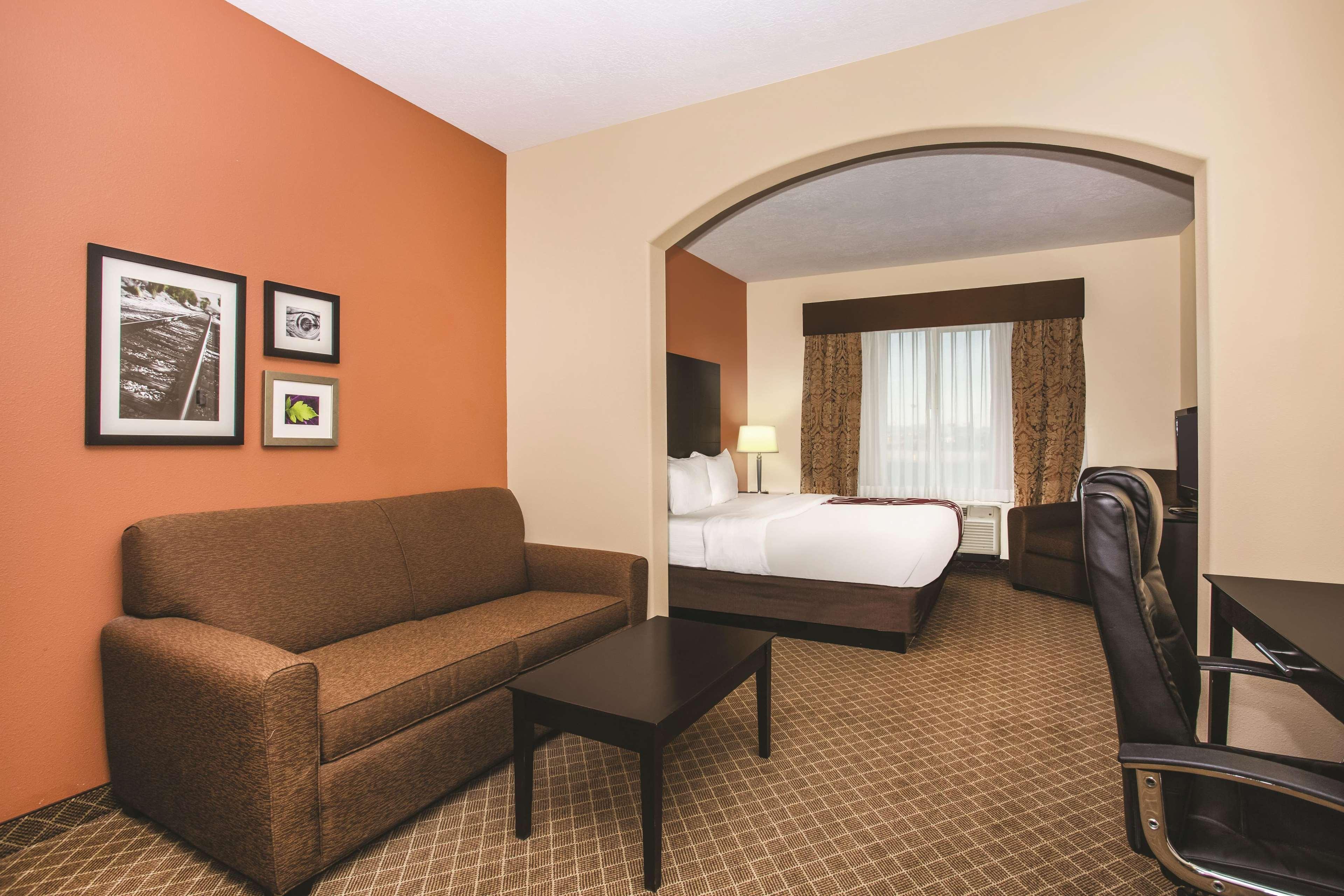 Hotel La Quinta By Wyndham Ely Exterior foto