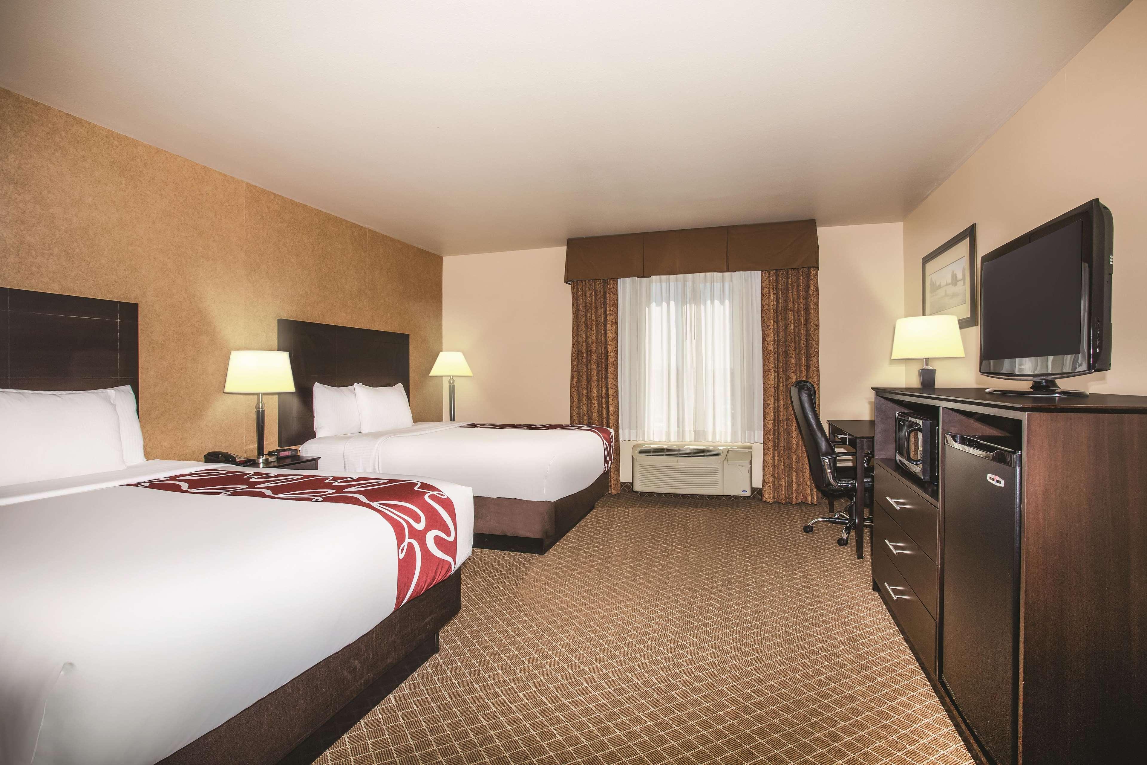 Hotel La Quinta By Wyndham Ely Exterior foto