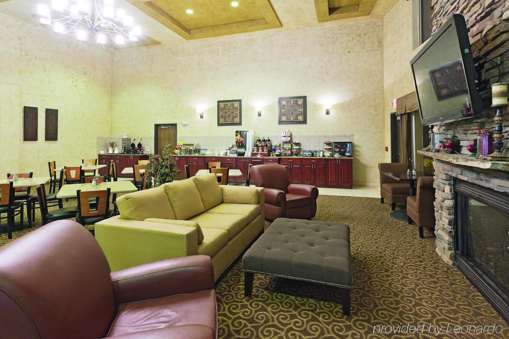 Hotel La Quinta By Wyndham Ely Exterior foto